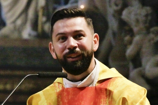 P. Márton Gál während des Patroziniums und der Pfarrübergabe von P. Erhard Rauch an ihn