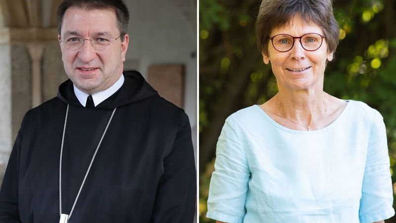Erzabt Korbinian Birnbacher, Vorsitzender der Österreichischen Ordenskonferenz, und Sr. Christine Rod, Gerneralsekretärin der Österreichischen Ordenskonferenz, appelieren an die Politiker:innen der nächsten Regierungsverhandlungen sich an den christl