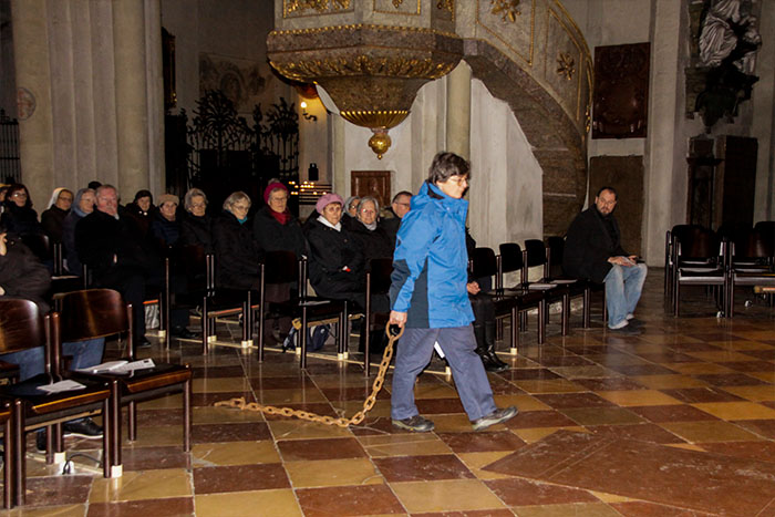 Kettenträgerin / Manu Nitsch 2020 Infoabend zum Internationalen Gebetstag gegen Menschenhandel 2020 am 7. Feb.