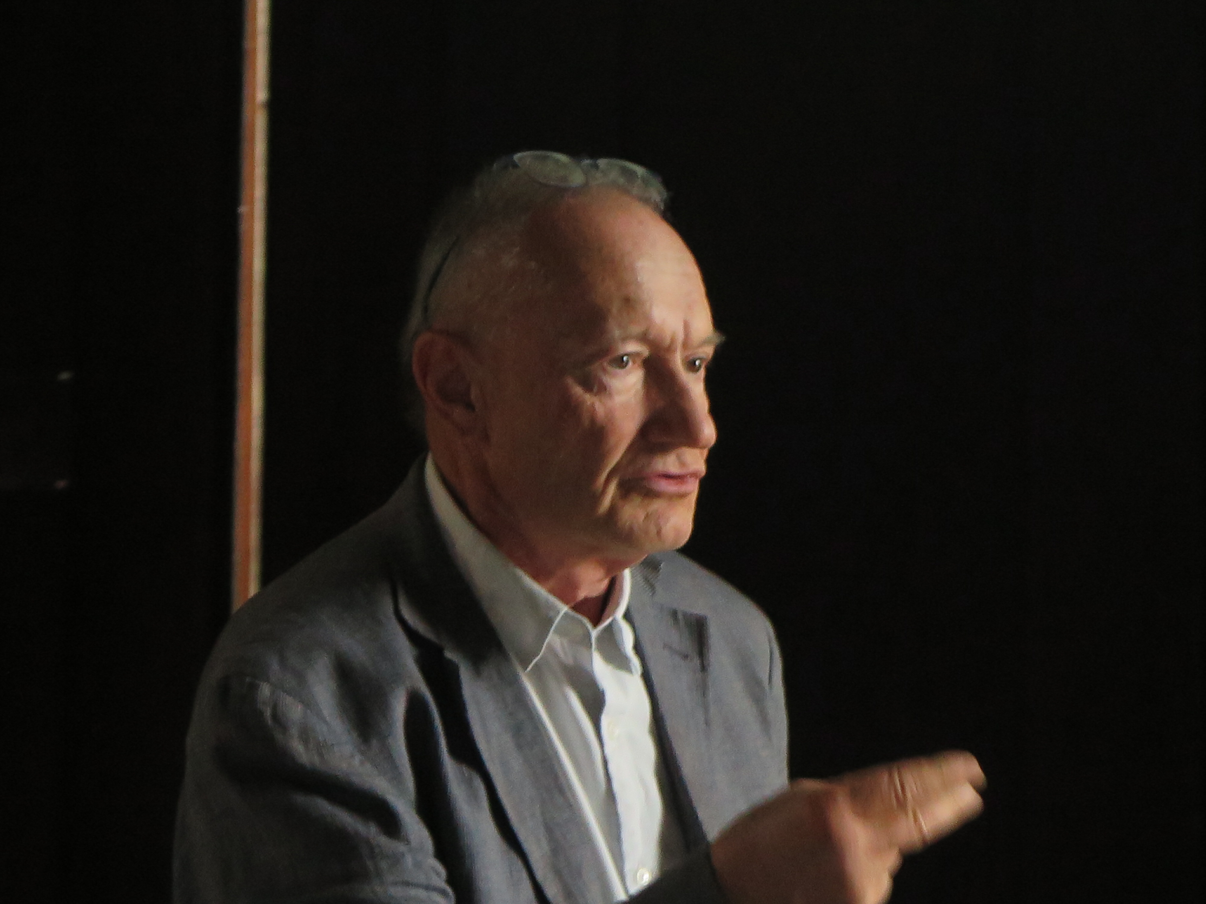 Dr. Josef Havlicek, stellvertretender Pfarrgemeinderatsvorsitzender in Gallbrunn, sprach über das Wirken der Salvatorianer in seiner Stadt.