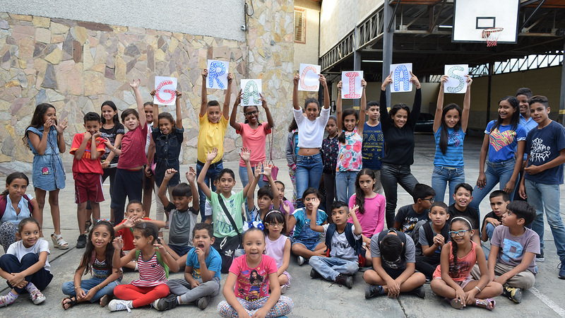 Kinder sagen Gracias