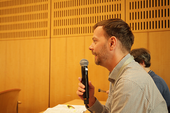 Auch Lukas Korosec von Salvatorianer weltweit diskutierte mit